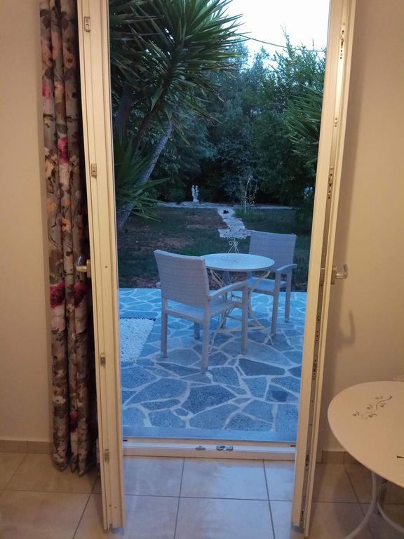 Villa Jasmin Studios Гоувия Номер фото